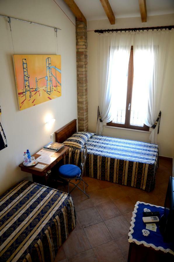 9 Muse Bed And Breakfast Canneto sull'Oglio エクステリア 写真